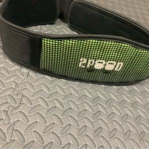 Men’s 2Pood lifting belt. Used but still has a lot of life in it🥳💪🏼